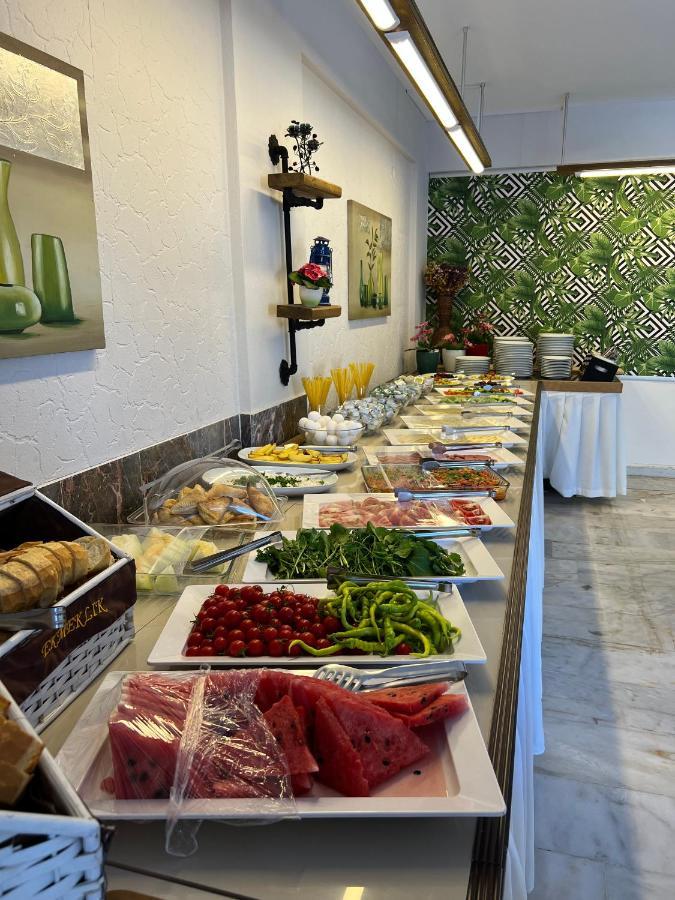 Bayram Hotel Cesme Exterior photo